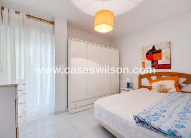 Sale - Apartment - Torrevieja - Estacion De Autobuses