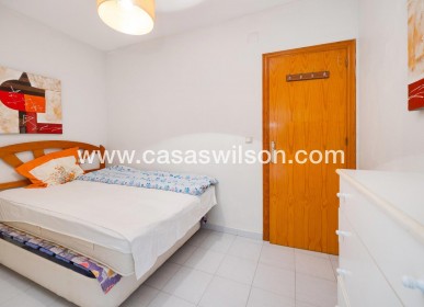 Sale - Apartment - Torrevieja - Estacion De Autobuses