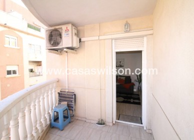 Sale - Apartment - Torrevieja - Centro