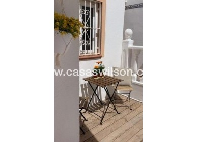 Sale - Apartment - Torrevieja - La Mata