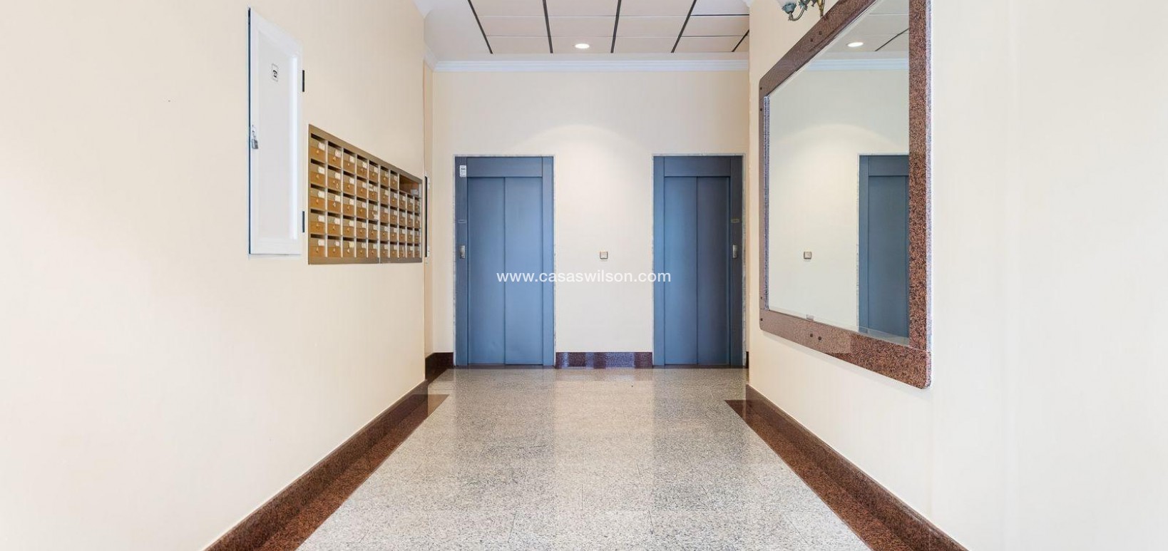 Sale - Apartment - Torrevieja - Centro