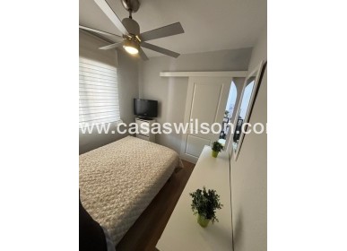 Sale - Bungalow - Torrevieja - Los Balcones