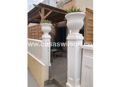 Sale - Bungalow - Torrevieja - Los Balcones