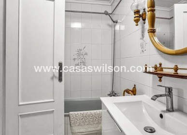Sale - Apartment - Torrevieja - Playa de los Locos