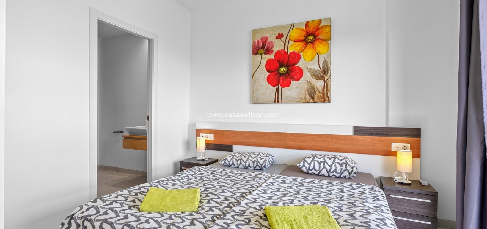 Sale - Apartment - Orihuela Costa - La Zenia