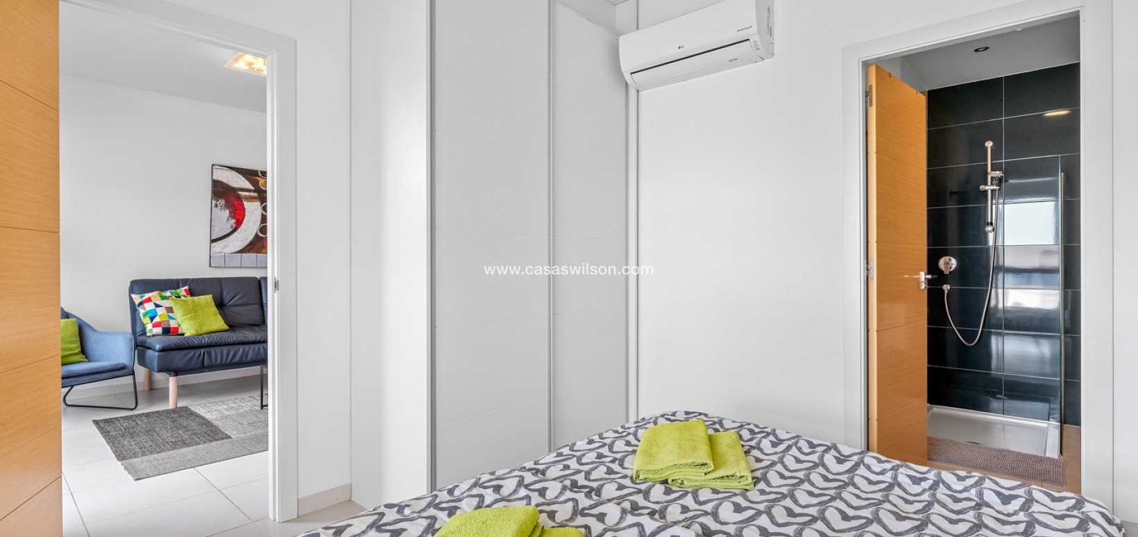 Sale - Apartment - Orihuela Costa - La Zenia
