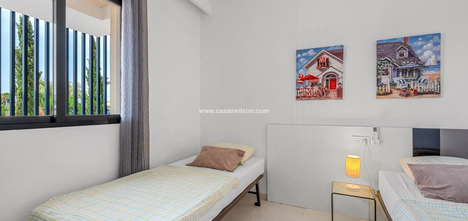 Sale - Apartment - Orihuela Costa - La Zenia