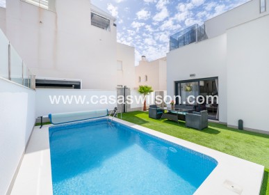 Sale - Villa - Torrevieja