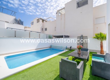 Sale - Villa - Torrevieja