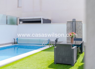 Sale - Villa - Torrevieja