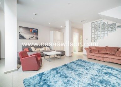 Sale - Villa - Torrevieja