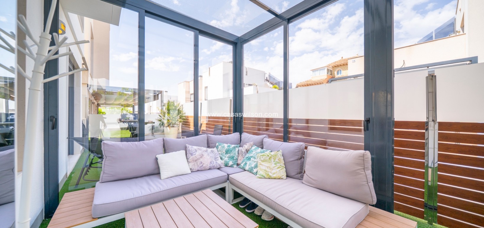 Sale - Villa - Torrevieja