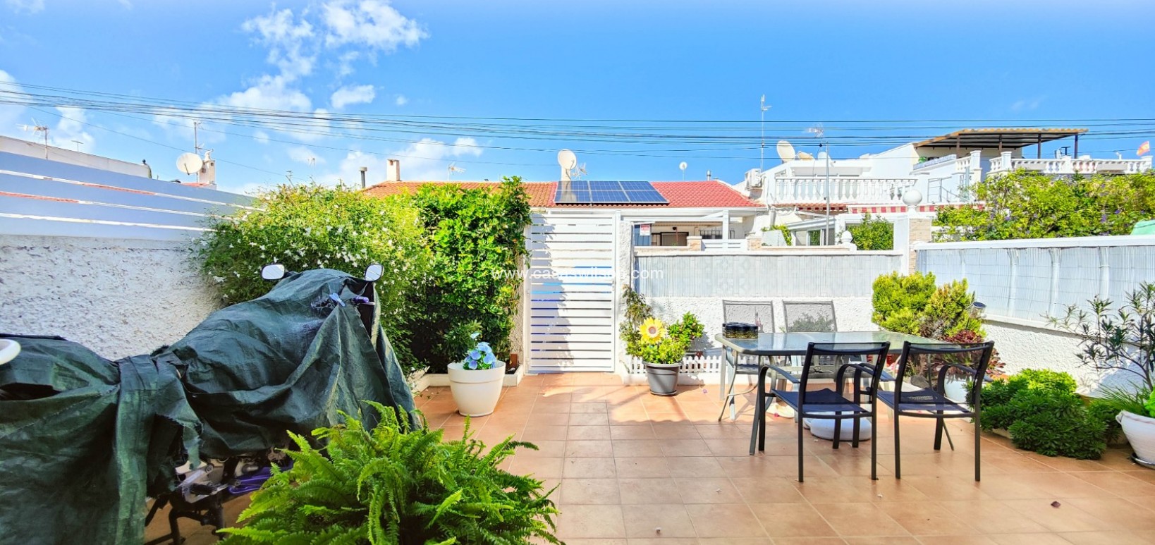 Sale - Townhouse - Torrevieja - Costa Blanca