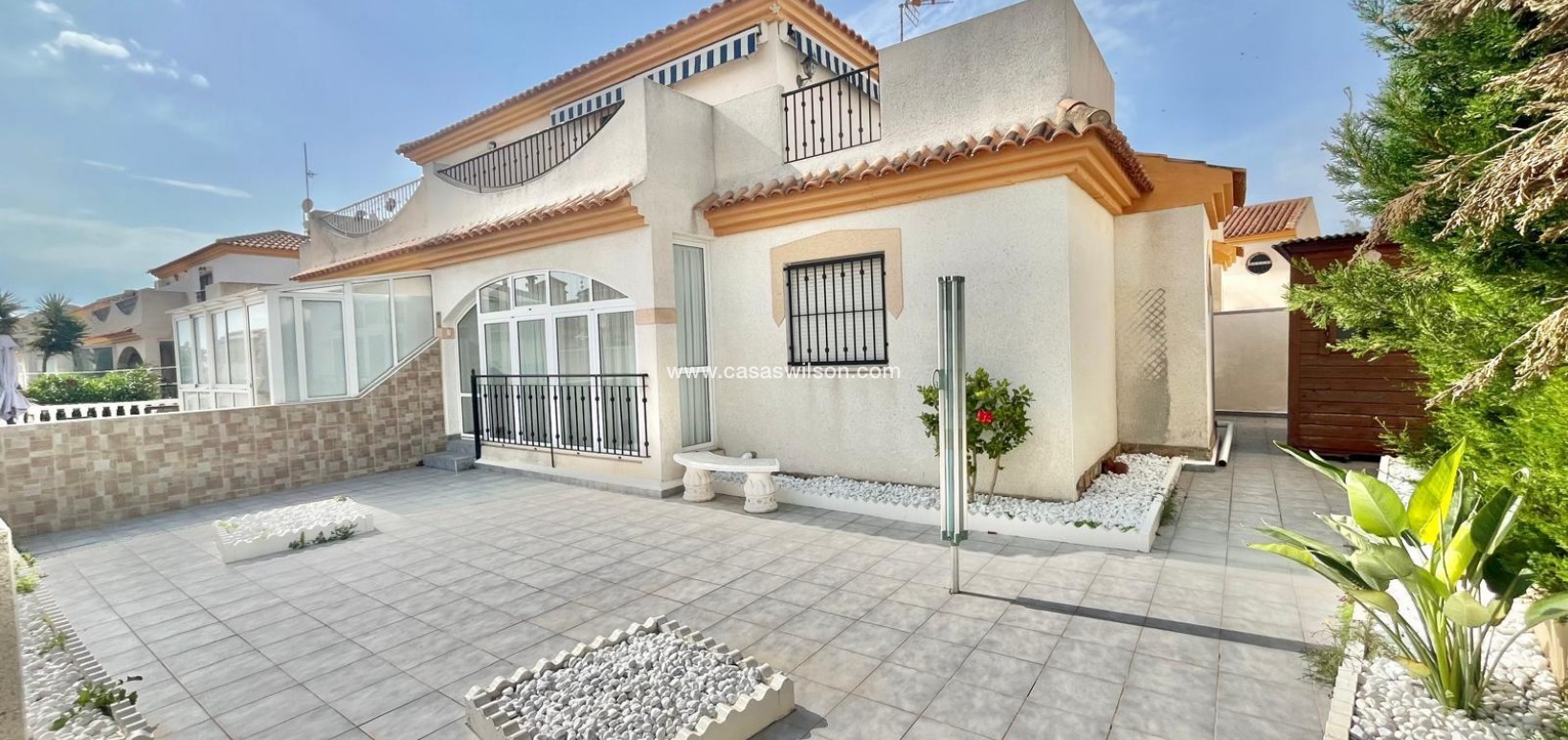 Sale - Townhouse - Orihuela Costa - Playa Flamenca