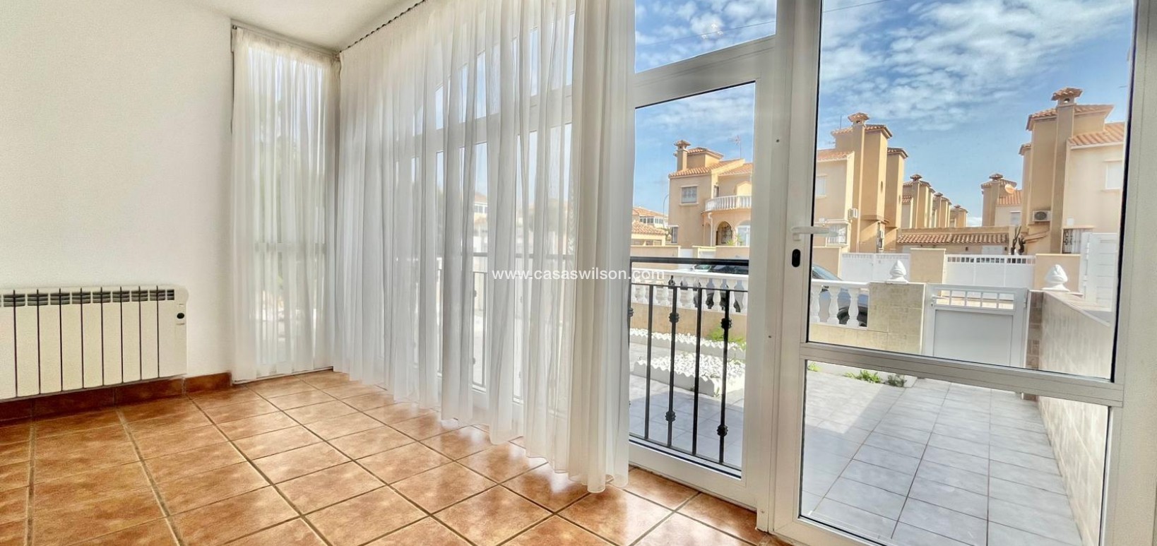 Sale - Townhouse - Orihuela Costa - Playa Flamenca