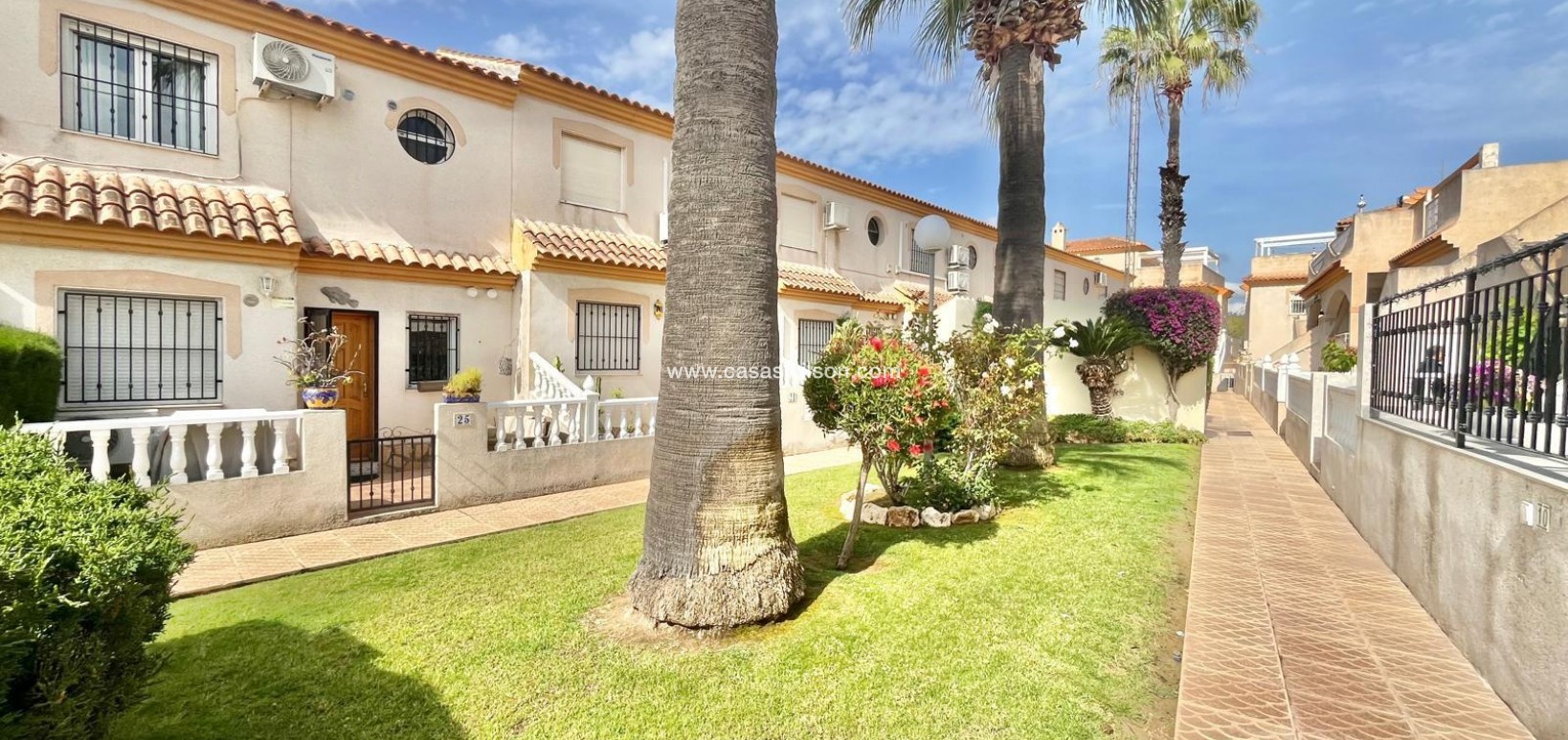 Sale - Townhouse - Orihuela Costa - Playa Flamenca