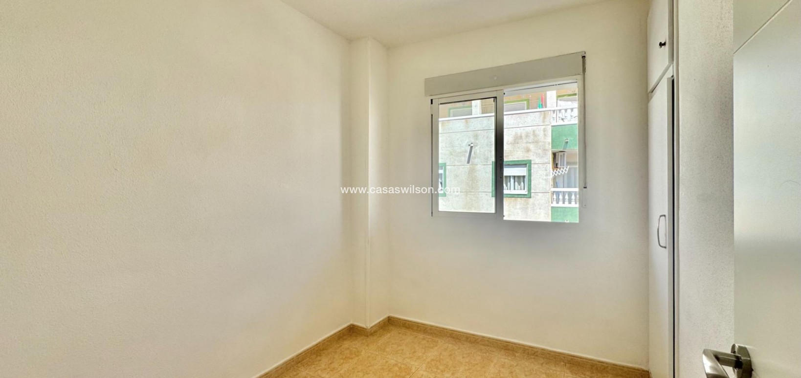 Sale - Apartment - Torrevieja - Centro