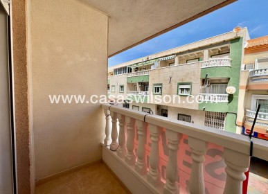 Sale - Apartment - Torrevieja - Centro