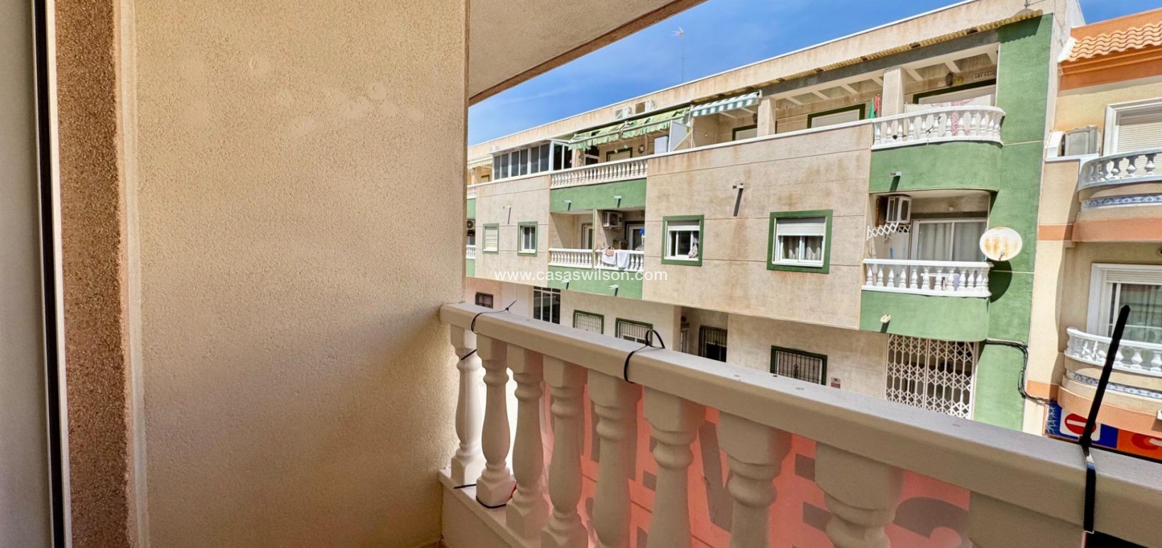 Sale - Apartment - Torrevieja - Centro