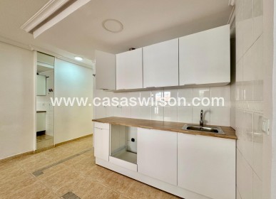 Sale - Apartment - Torrevieja - Centro