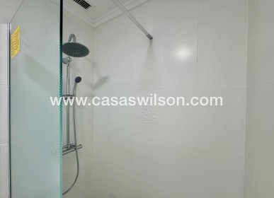 Sale - Apartment - Torrevieja - Centro