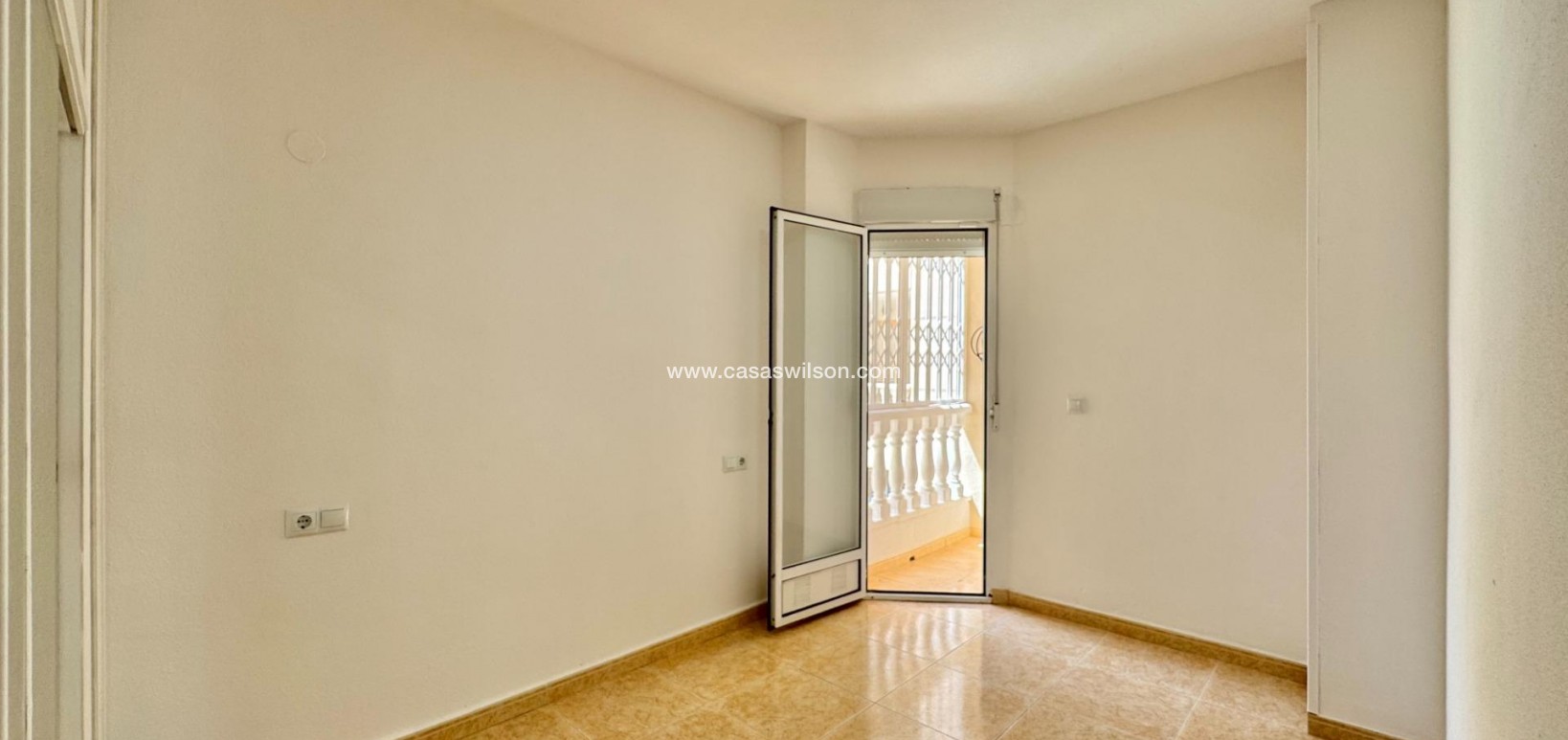 Sale - Apartment - Torrevieja - Centro