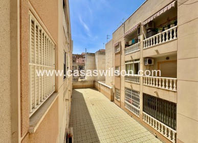 Sale - Apartment - Torrevieja - Centro