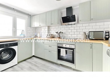 Sale - Apartment - Torrevieja - Centro