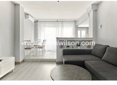 Sale - Apartment - Torrevieja - Centro