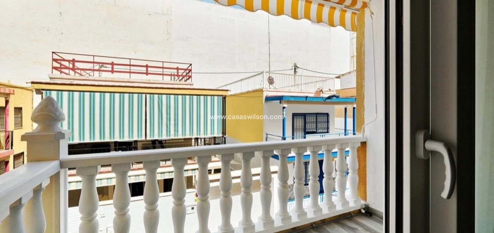 Sale - Apartment - Torrevieja - Centro