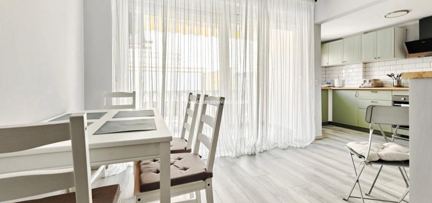 Sale - Apartment - Torrevieja - Centro