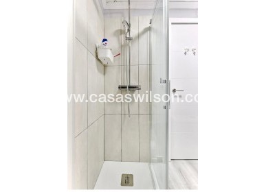Sale - Apartment - Torrevieja - Centro