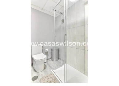 Sale - Apartment - Torrevieja - Centro