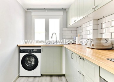 Sale - Apartment - Torrevieja - Centro