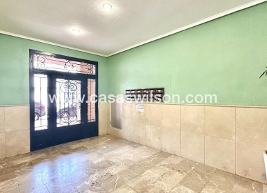 Sale - Apartment - Torrevieja - Centro