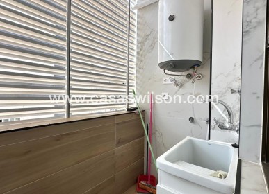Sale - Apartment - Torrevieja - Centro