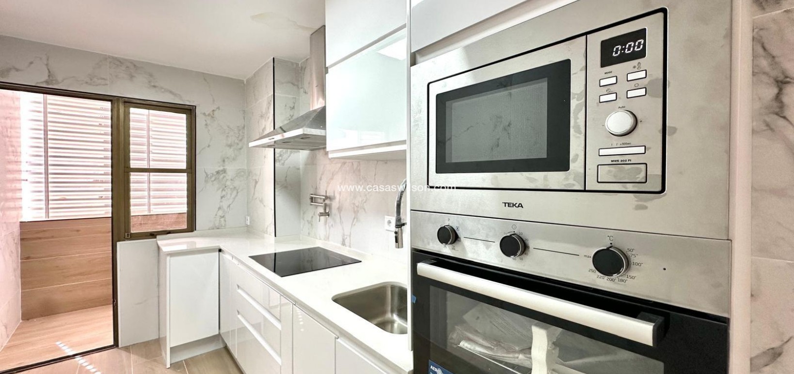Sale - Apartment - Torrevieja - Centro