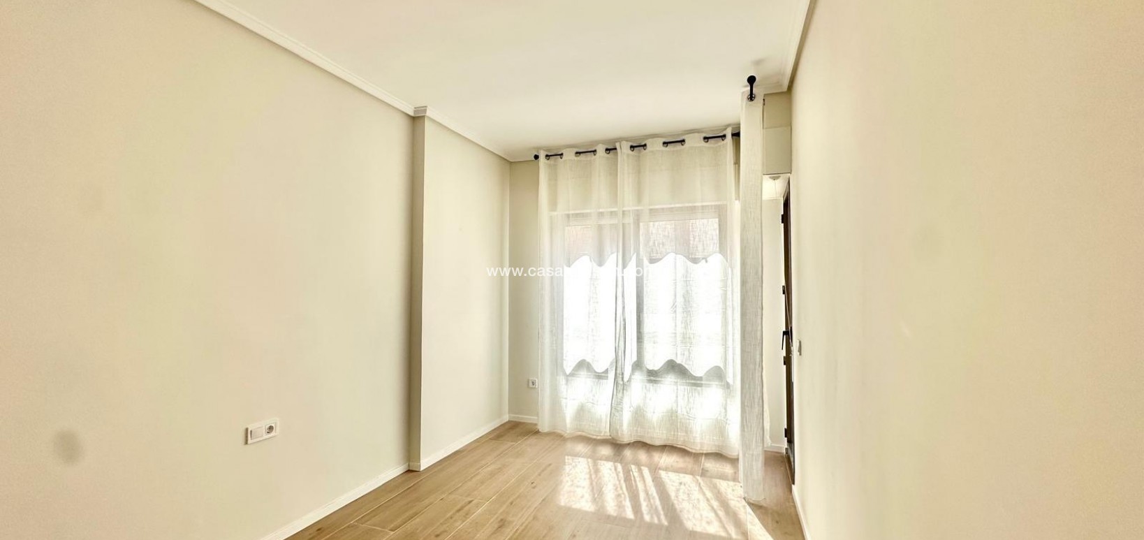 Sale - Apartment - Torrevieja - Centro