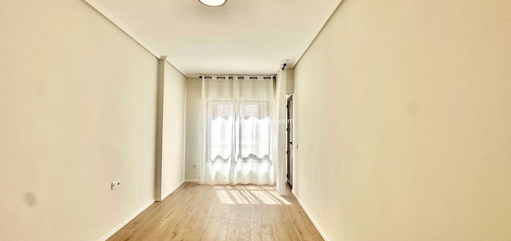 Sale - Apartment - Torrevieja - Centro