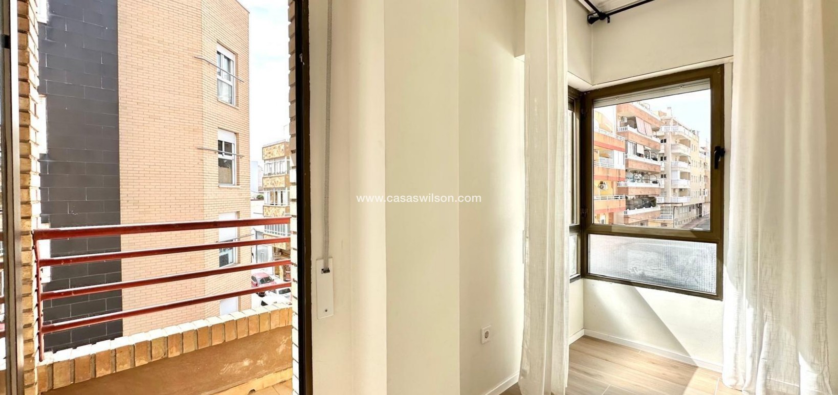 Sale - Apartment - Torrevieja - Centro