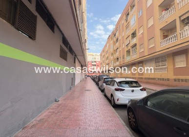 Sale - Apartment - Torrevieja - Centro