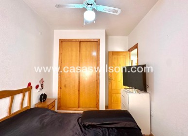 Sale - Apartment - Torrevieja - Centro