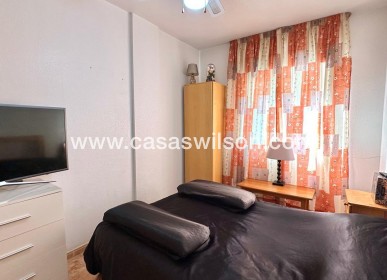 Sale - Apartment - Torrevieja - Centro