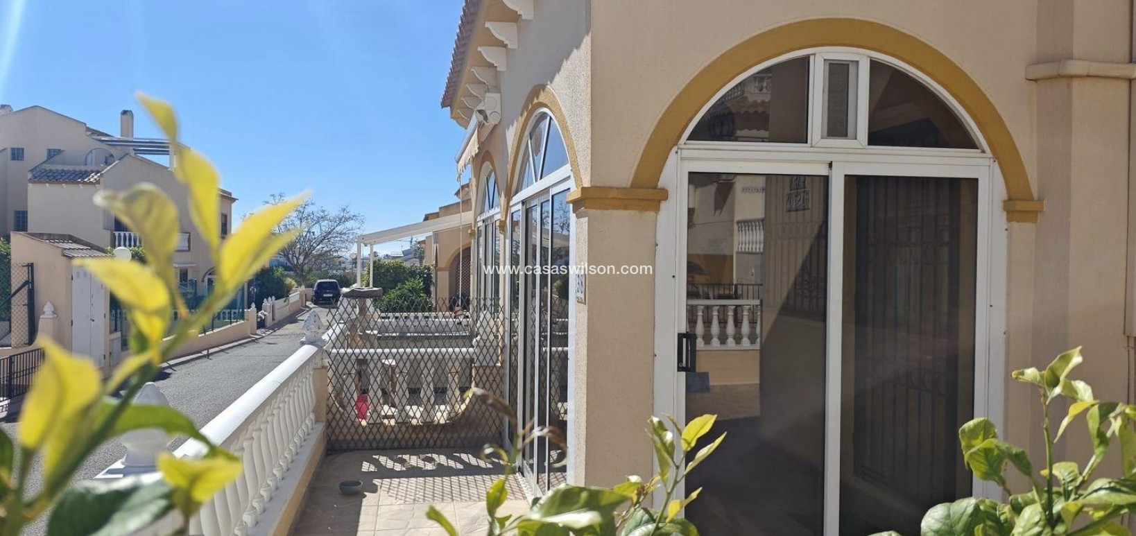Sale - Townhouse - Orihuela Costa - La Florida