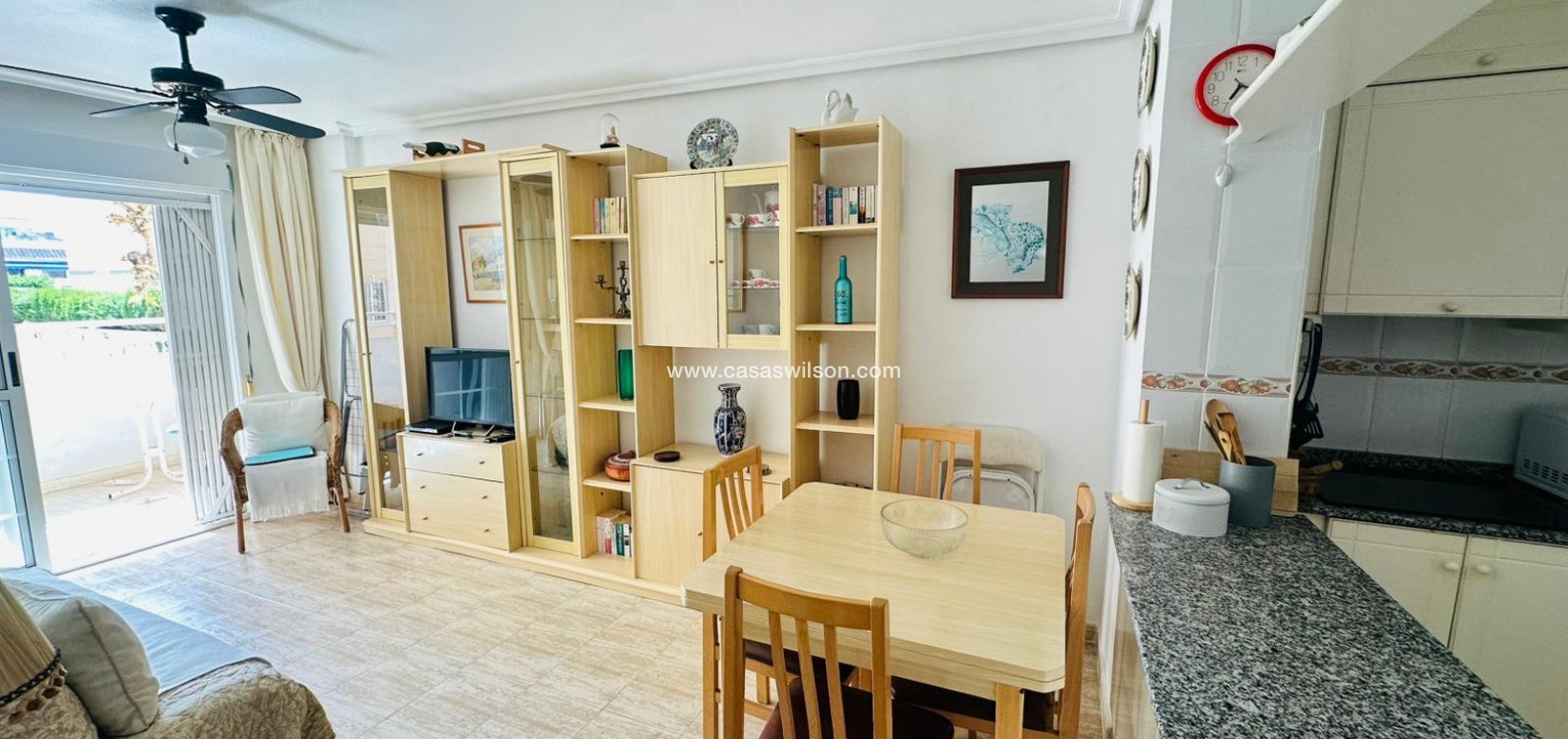 Sale - Apartment - Torrevieja - Costa Blanca