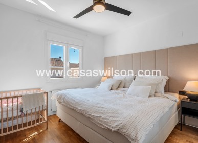 Sale - Townhouse - Alicante - Playa San Juan