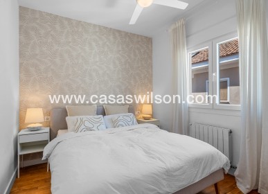 Sale - Townhouse - Alicante - Playa San Juan
