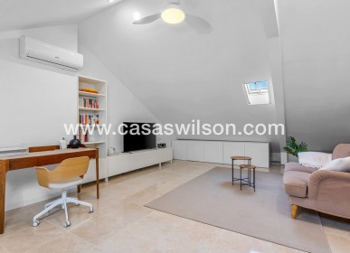 Sale - Townhouse - Alicante - Playa San Juan