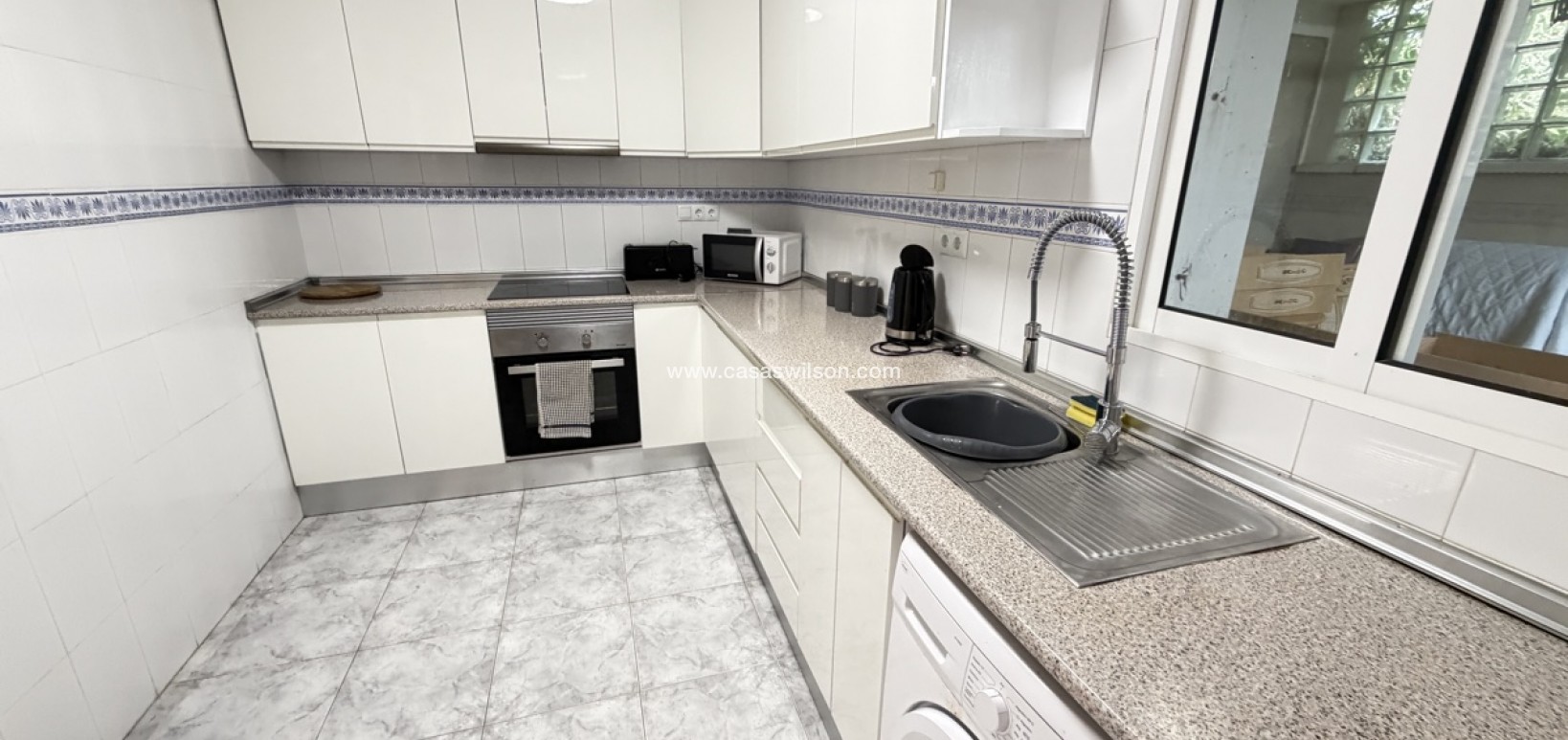 Bestaande bouw - Villa - Villamartin - Villamartín
