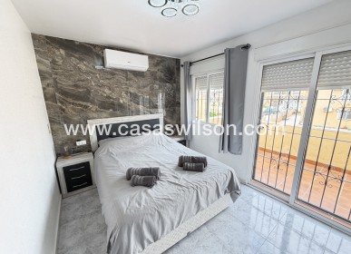 Bestaande bouw - Villa - Villamartin - Villamartín